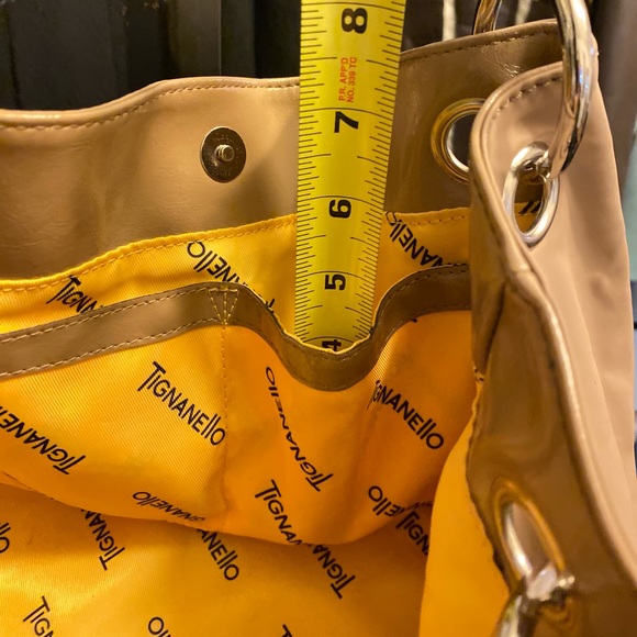 Tignanello, duo compartment, bucket style, zipper area below, a good baby bag. - Picture 13 of 14